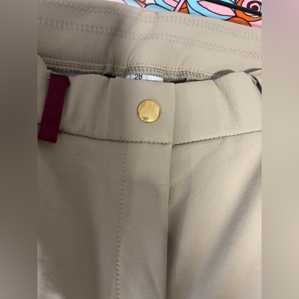 EQUO NWOT Performance Fit Breech With Actuve Grip. Size 28 - Picture 5 of 6